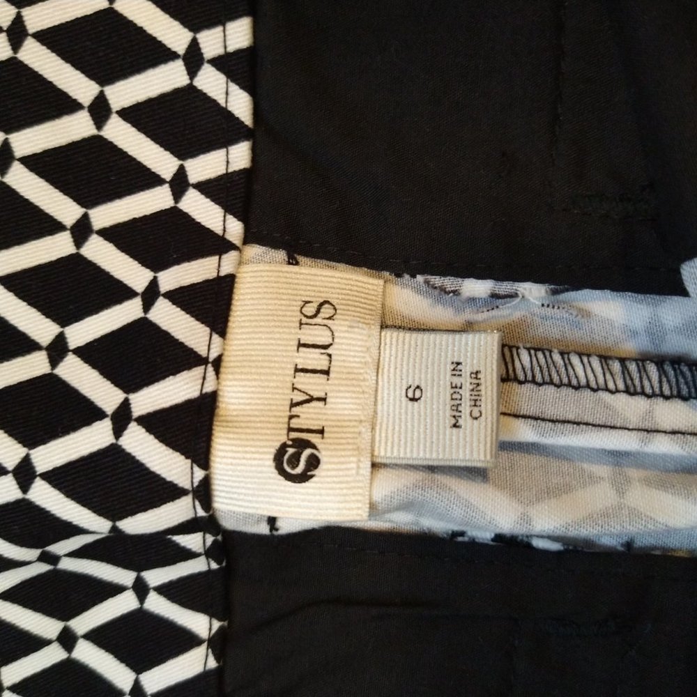 BNWT - STYLUS BLACK & WHITE PATTERN SHORTS - SIZE 6 - EXCELLENT CONDITION - Picture 5 of 5